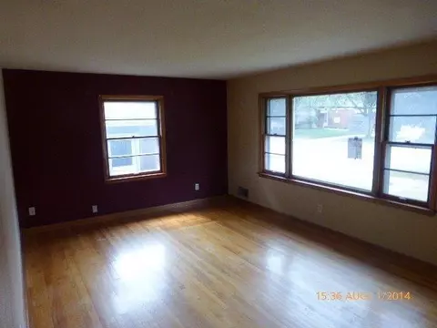 1446 N Griffith Blvd, Griffith, IN 46319 photo 2
