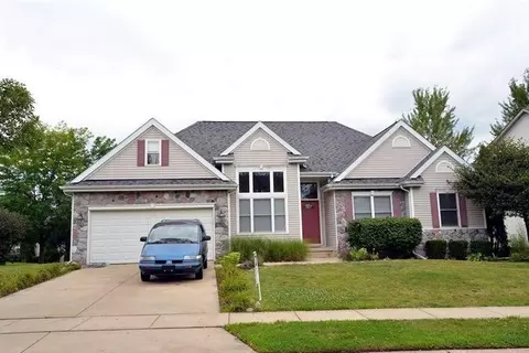257 Moncrief Dr, Valparaiso, IN 46385 photo 1
