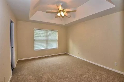 257 Moncrief Dr, Valparaiso, IN 46385 photo 8