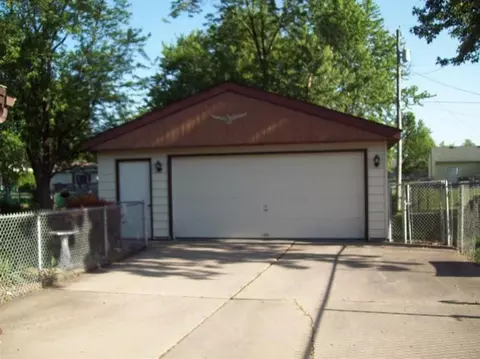 737 Apache Ln, Lowell, IN 46356 photo 10