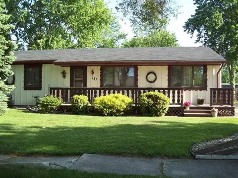 737 Apache Ln, Lowell, IN 46356 photo 8