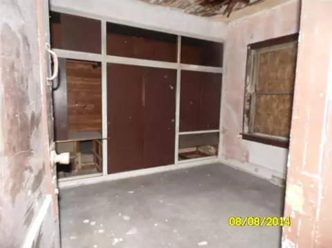 441 Fillmore St, Gary, IN 46402 photo 9