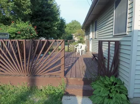 538 S Lafayette St, Griffith, IN 46319 photo 3
