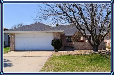 742 N Rueth Dr, Griffith, IN 46319 photo 1