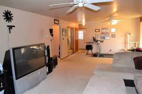 742 N Rueth Dr, Griffith, IN 46319 photo 8