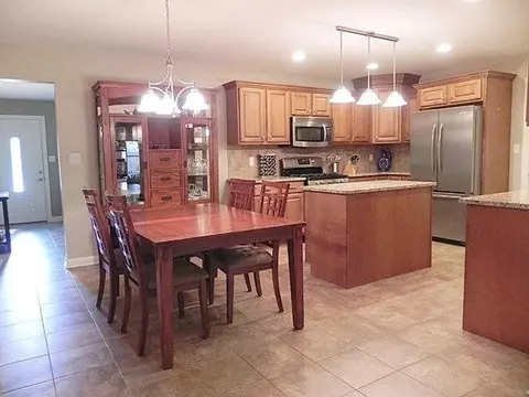 939 River Dr, Munster, IN 46321 photo 2