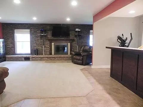 939 River Dr, Munster, IN 46321 photo 8