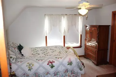 7124 Mclaughlin Ave, Hammond, IN 46324 photo 9