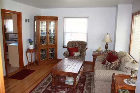 7124 Mclaughlin Ave, Hammond, IN 46324 photo 4