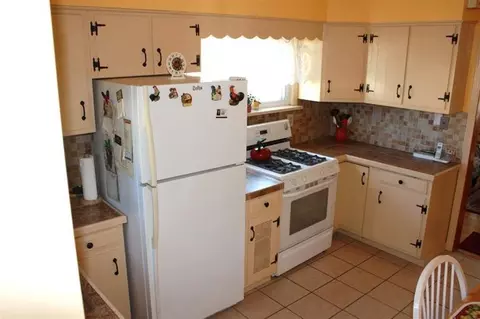 7124 Mclaughlin Ave, Hammond, IN 46324 photo 7