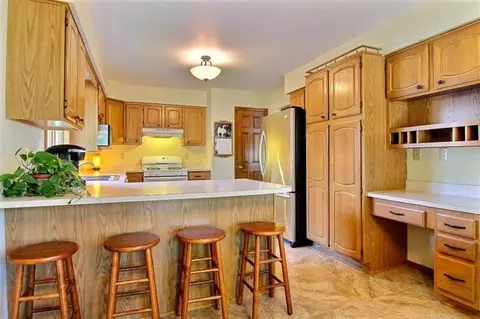 245 Elgin St, Griffith, IN 46319 photo 6