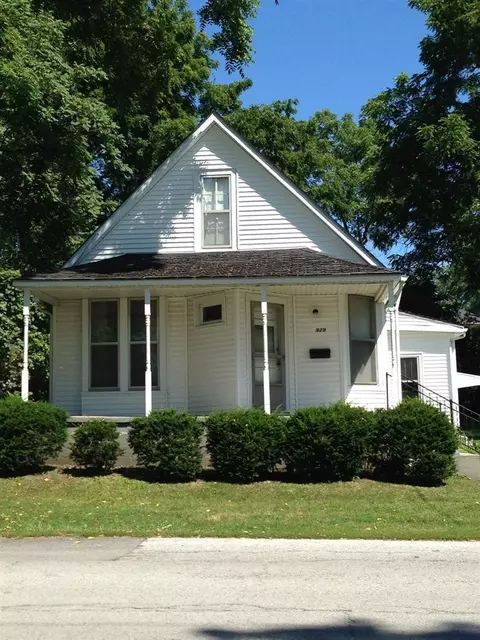 929 Kankakee, Lowell, IN 46356 photo 3