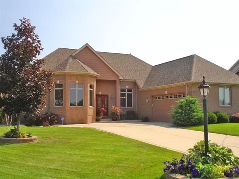 8448 Doubletree Dr, Crown Point, IN 46307 photo 1