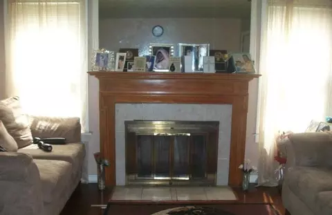 237 Rutledge St, Gary, IN 46403 photo 3