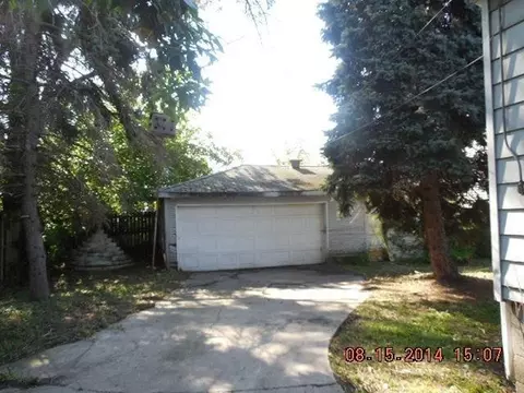 1308 Roosevelt St, Gary, IN 46404 photo 2