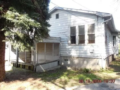 1308 Roosevelt St, Gary, IN 46404 photo 3