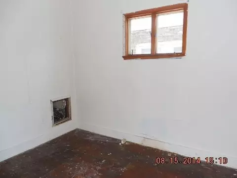 1308 Roosevelt St, Gary, IN 46404 photo 6