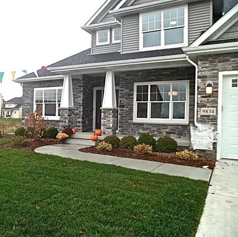 9834 Meadow Rose Ln, Saint John, IN 46373 photo 2