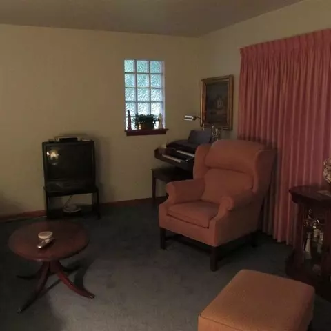 1619 Brown Ave, Whiting, IN 46394 photo 4