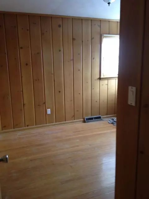 306 E Glen Park Ave, Griffith, IN 46319 photo 10