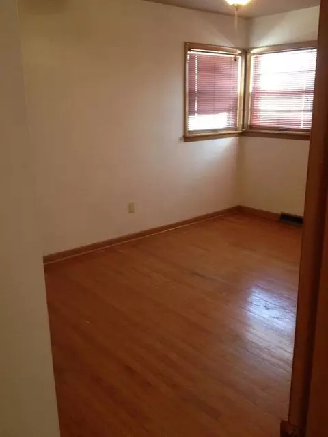 306 E Glen Park Ave, Griffith, IN 46319 photo 8