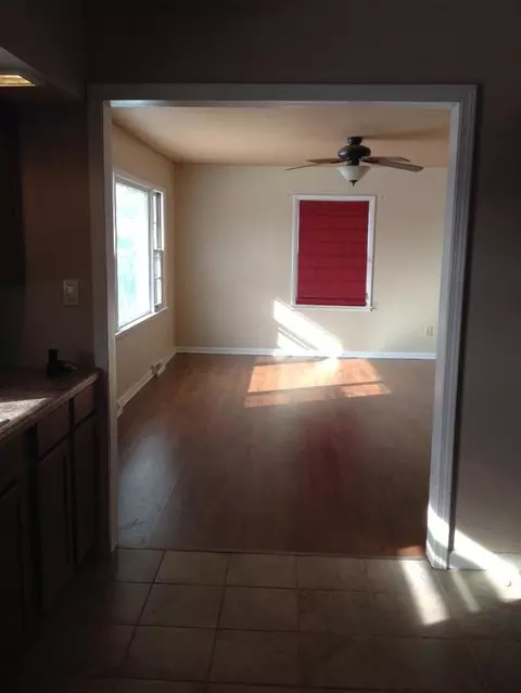 306 E Glen Park Ave, Griffith, IN 46319 photo 6