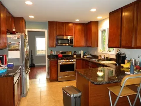 220 Cessna Dr, Burns Harbor, IN 46304 photo 10