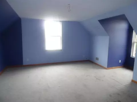 673 Jefferson St, Gary, IN 46402 photo 4