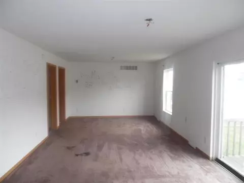 673 Jefferson St, Gary, IN 46402 photo 8