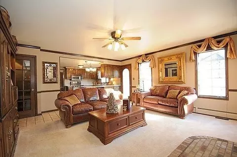 2615 Queens Ln, Dyer, IN 46311 photo 7