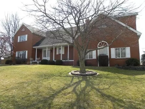 2615 Queens Ln, Dyer, IN 46311 photo 1