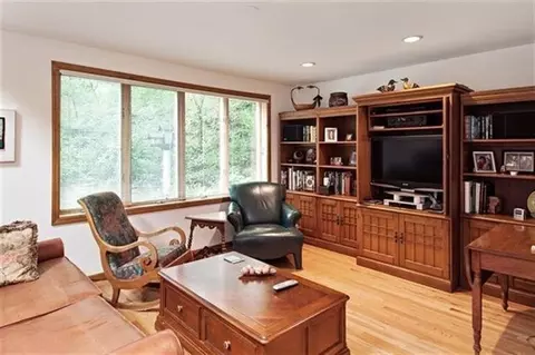 346 E St Clair Ave, Beverly Shores, IN 46301 photo 5
