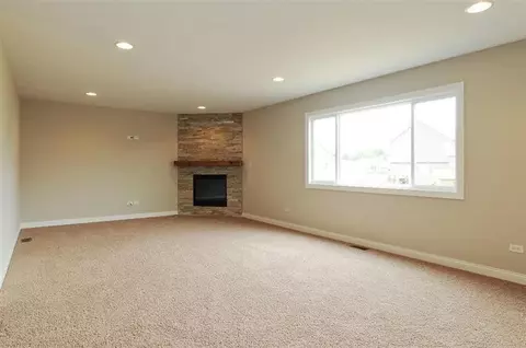 1125 Jeanne Ct, Crown Point, IN 46307 photo 10