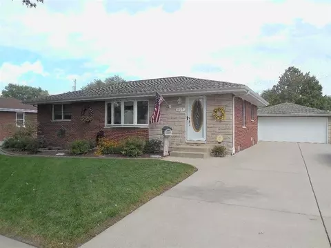 1127 N Dwiggins, Griffith, IN 46319 photo 2