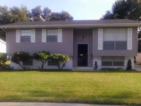 917 E 51st Pl, Gary, IN 46409 photo 2