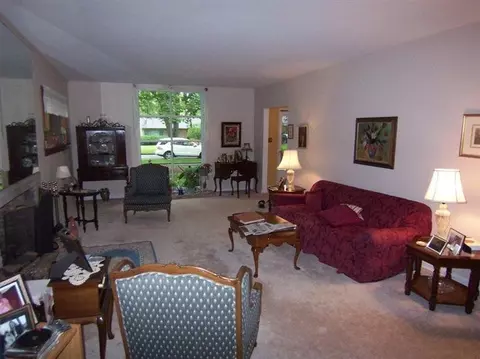 8351 Baring Ave, Munster, IN 46321 photo 3