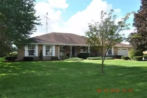 314 Carlson Dr, Knox, IN 46534 photo 1