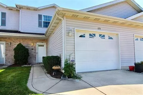 175 Summertree Dr, Porter, IN 46304 photo 1