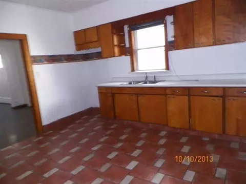 1324 121st St, Whiting, IN 46394 photo 7