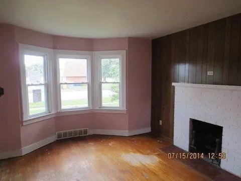 310 N Griffith Blvd, Griffith, IN 46319 photo 3