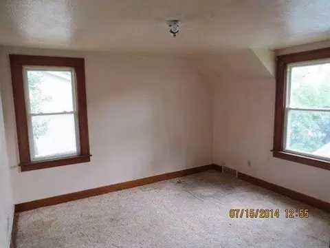 310 N Griffith Blvd, Griffith, IN 46319 photo 8