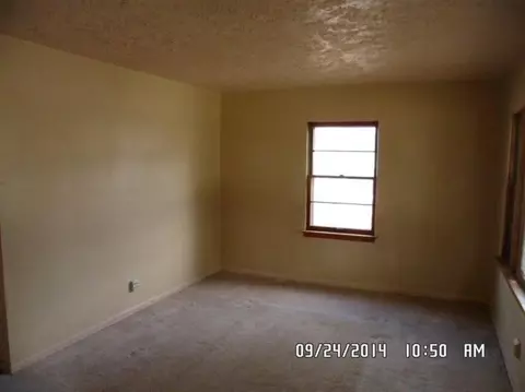 7140 Mclaughlin Ave, Hammond, IN 46324 photo 8