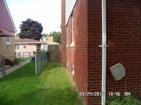 7140 Mclaughlin Ave, Hammond, IN 46324 photo 2