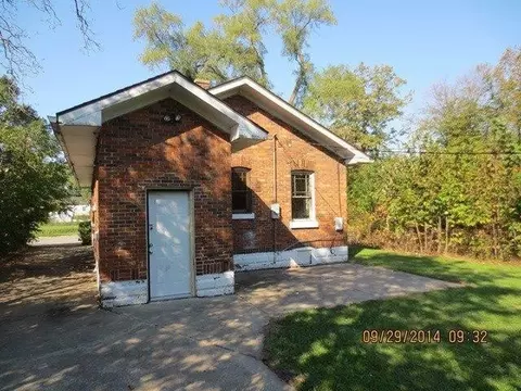 4425 Delaware St, Gary, IN 46409 photo 8