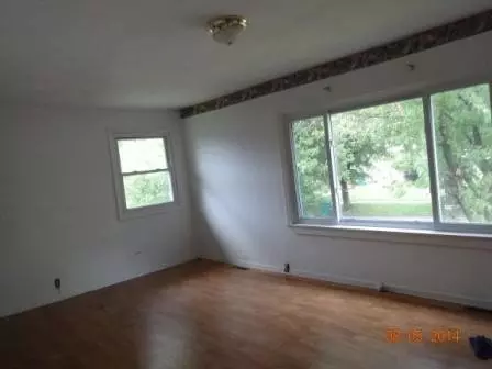 2413 Waite St, Gary, IN 46404 photo 3