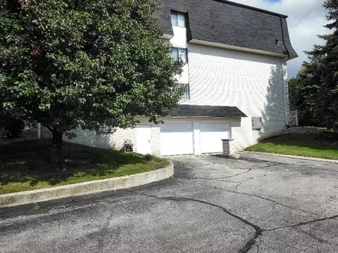 2371 Deerpath #108, Schererville, IN 46375 photo 2