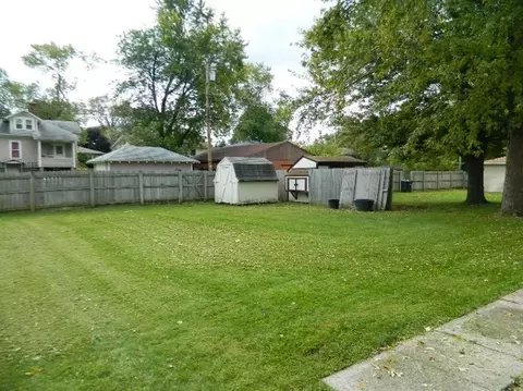 215-217 Indiana St, Porter, IN 46304 photo 5