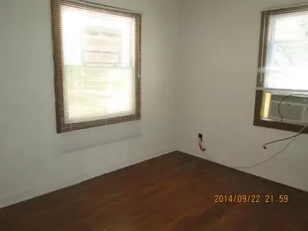 8518 Locust Ave, Gary, IN 46403 photo 5