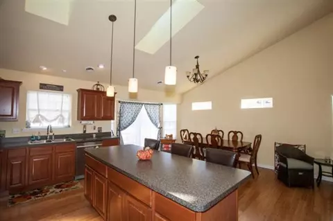 542 Clover Ln, Griffith, IN 46319 photo 8