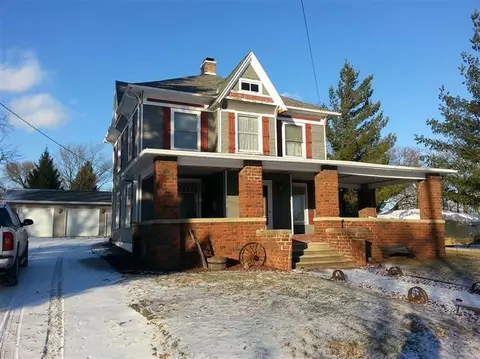 308 E Beaver St, Morocco, IN 47963 photo 1